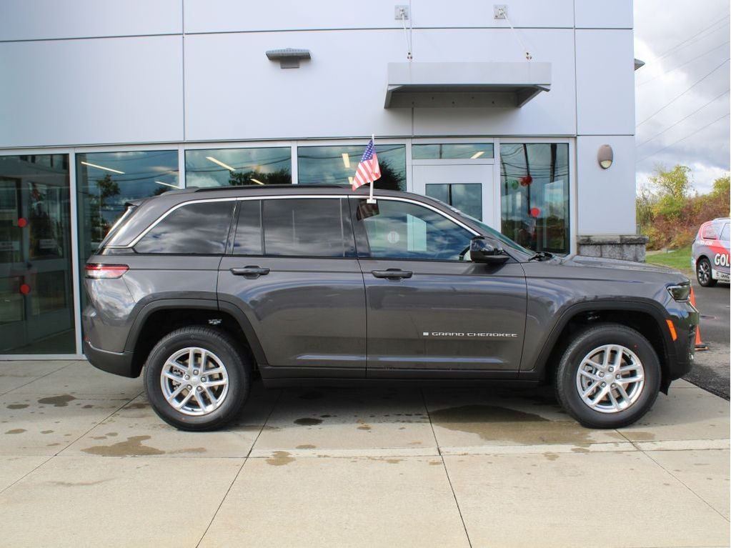2025 Jeep Grand Cherokee Laredo X