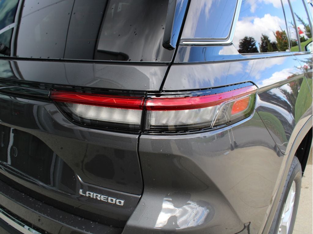 2025 Jeep Grand Cherokee Laredo X
