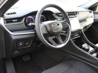2027 Jeep Grand Cherokee Laredo X