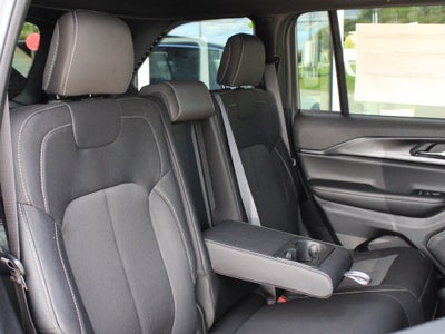 2027 Jeep Grand Cherokee Laredo X