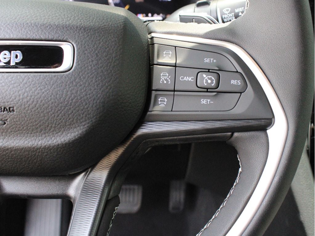 2026 Jeep Grand Cherokee Laredo X