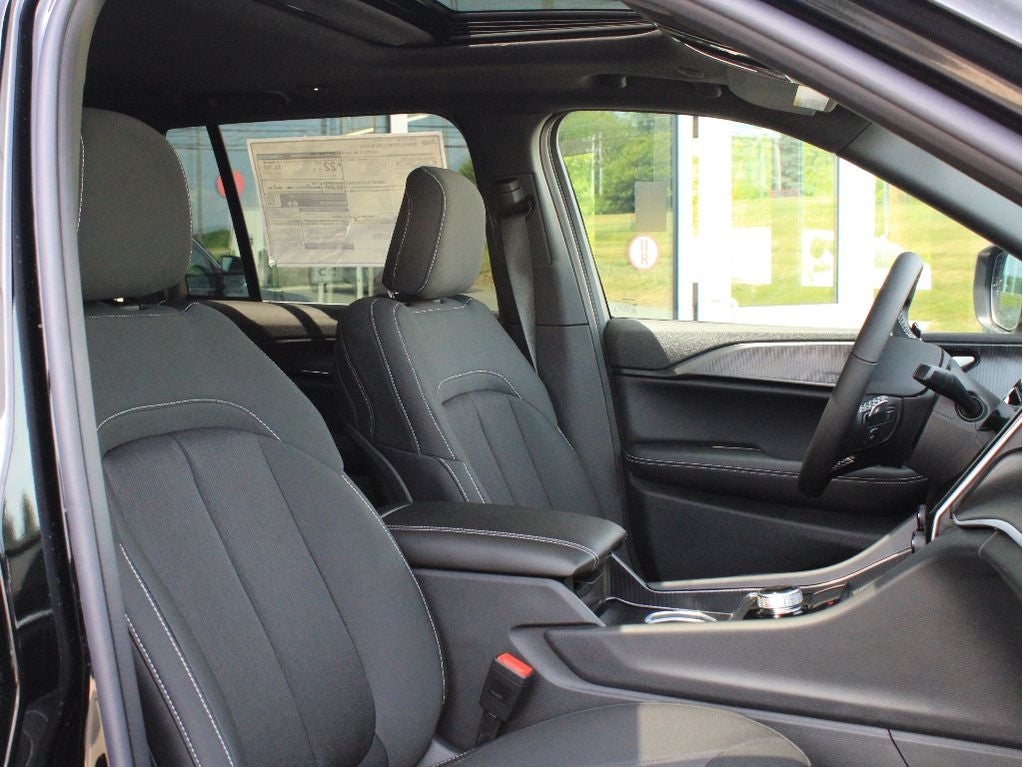 2026 Jeep Grand Cherokee Laredo X