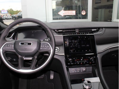 2025 Jeep Grand Cherokee Laredo X