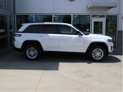 2026 Jeep Grand Cherokee Laredo