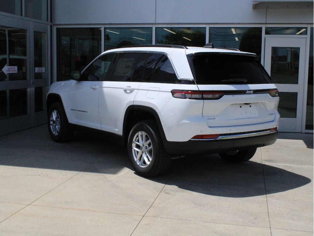 2026 Jeep Grand Cherokee Laredo