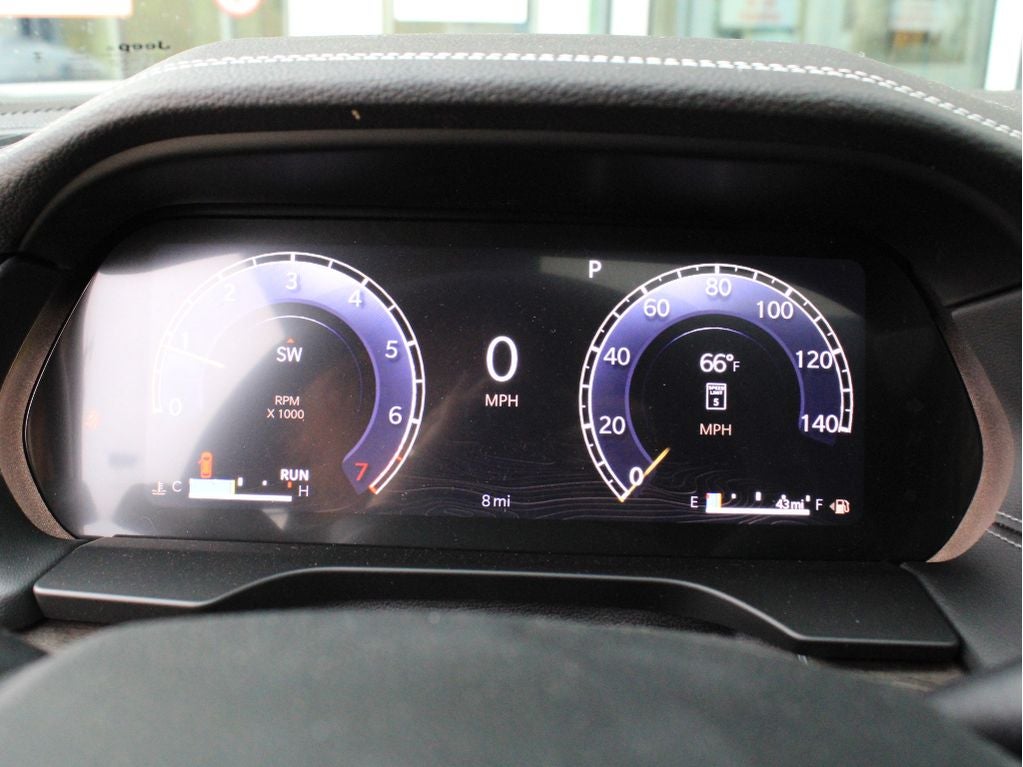 2026 Jeep Grand Cherokee Laredo Altitude