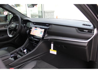 2026 Jeep Grand Cherokee Laredo Altitude