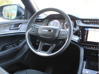 2026 Jeep Grand Cherokee Laredo Altitude