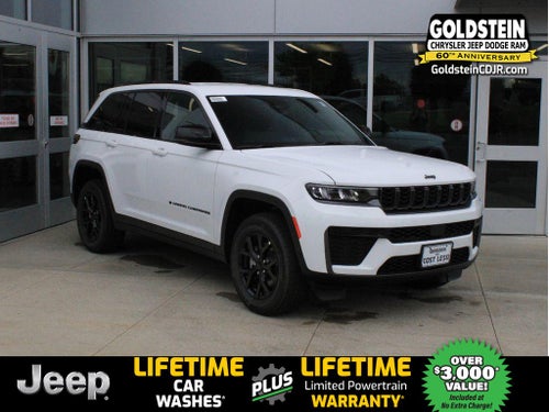 2026 Jeep Grand Cherokee Laredo Altitude