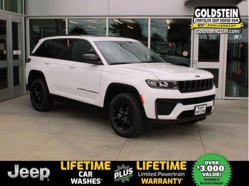 2026 Jeep Grand Cherokee Laredo Altitude