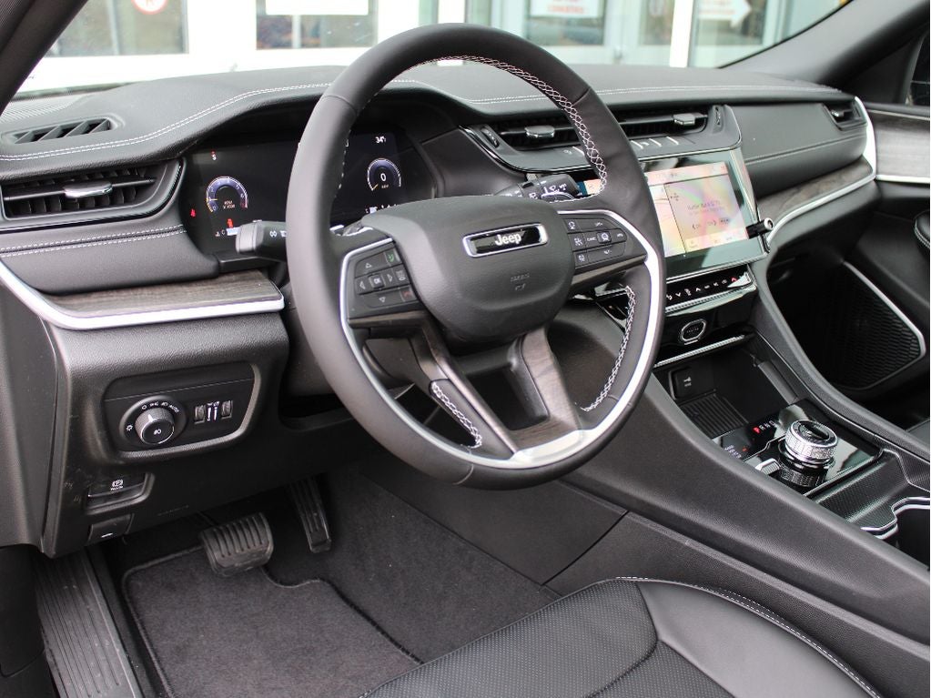 2026 Jeep Grand Cherokee Limited Reserve