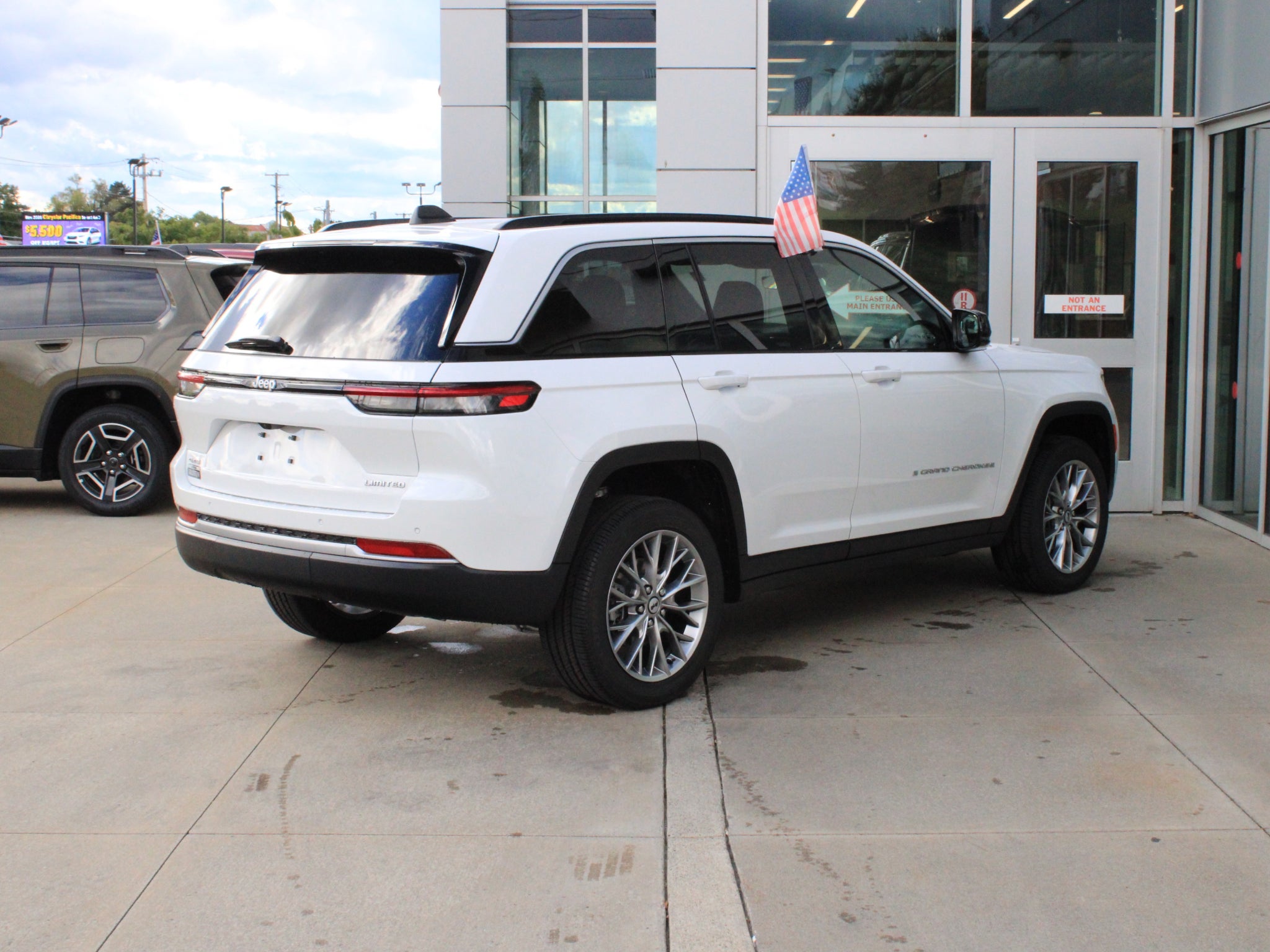 2027 Jeep Grand Cherokee Limited