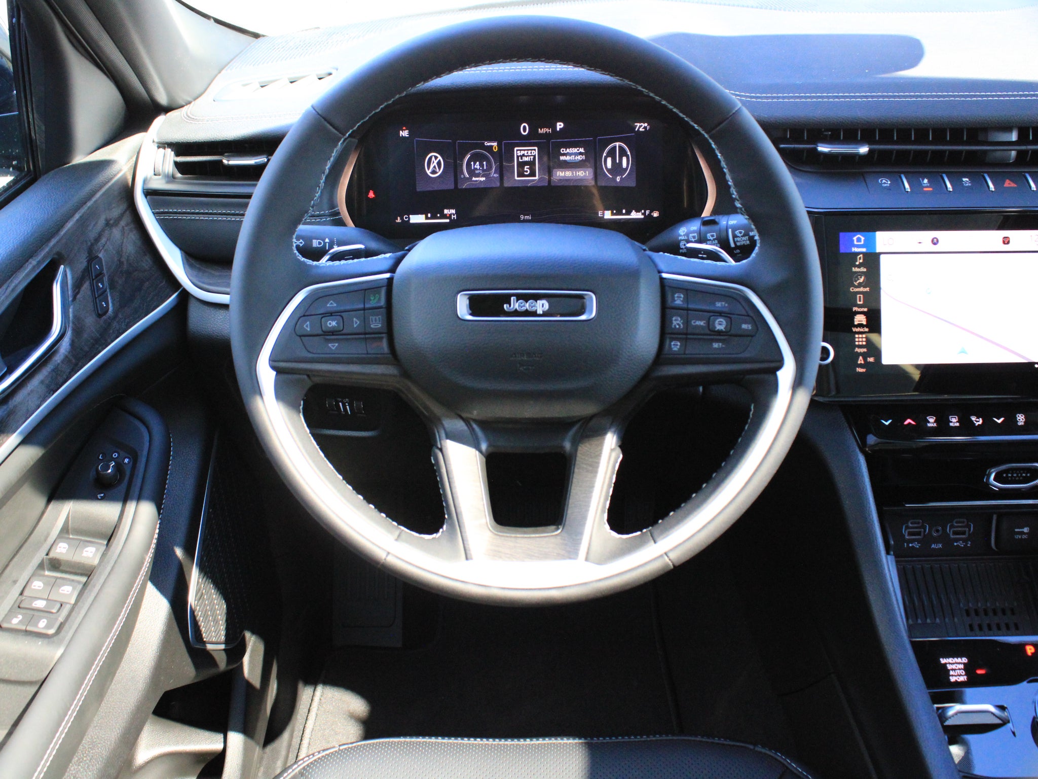 2027 Jeep Grand Cherokee Limited Reserve