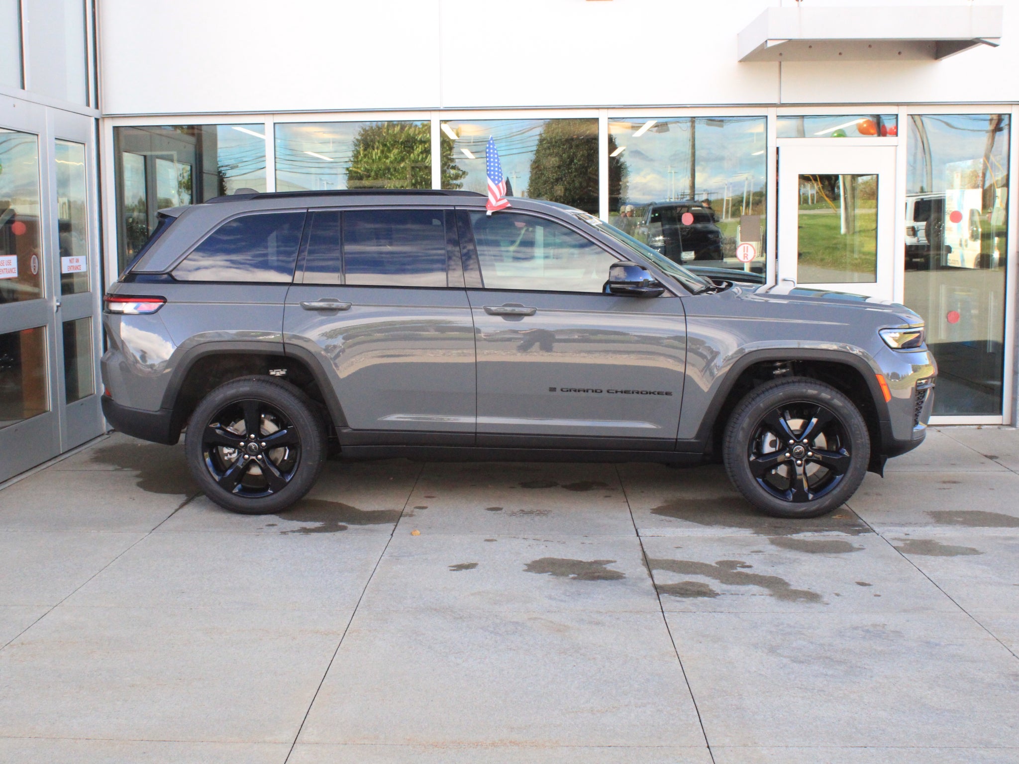 2027 Jeep Grand Cherokee Limited