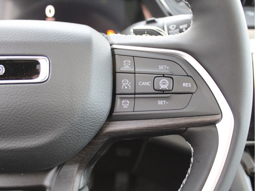 2026 Jeep Grand Cherokee Limited Reserve