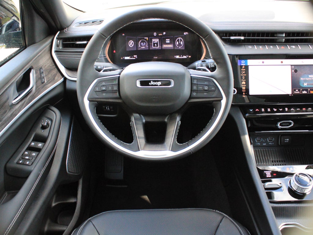2027 Jeep Grand Cherokee Limited Reserve