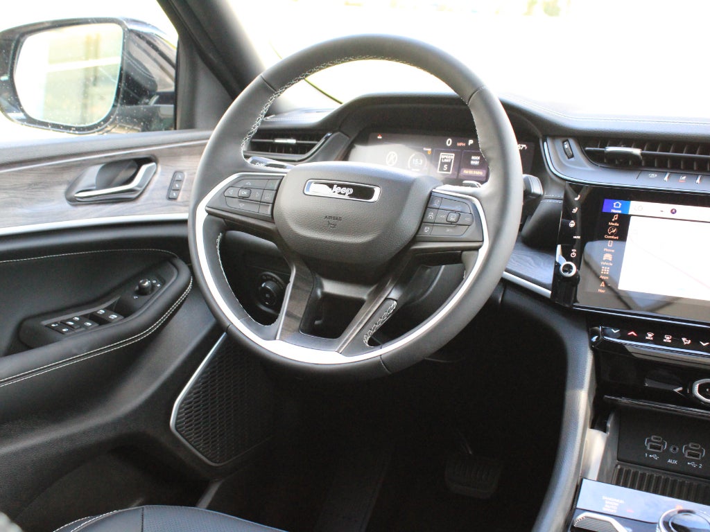 2027 Jeep Grand Cherokee Limited Reserve