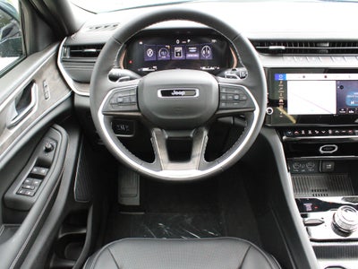 2027 Jeep Grand Cherokee Limited Reserve