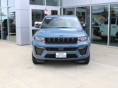 2027 Jeep Grand Cherokee Limited Reserve