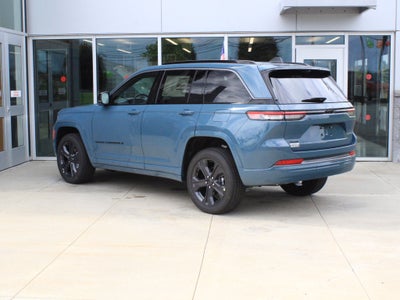 2027 Jeep Grand Cherokee Limited Reserve