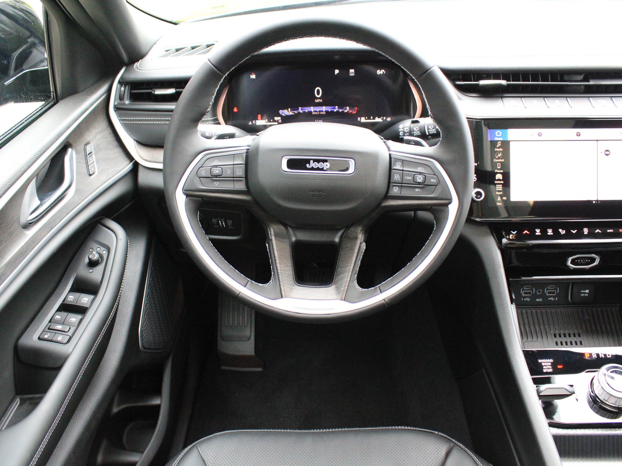 2027 Jeep Grand Cherokee Limited Reserve