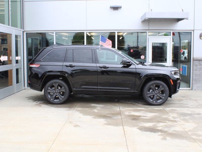 2027 Jeep Grand Cherokee Limited Reserve