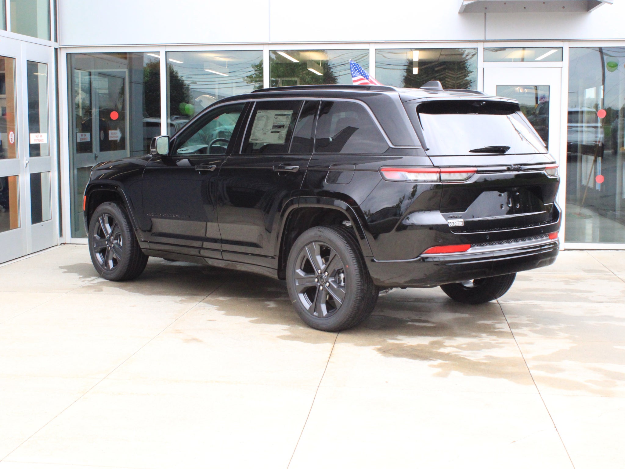 2027 Jeep Grand Cherokee Limited Reserve
