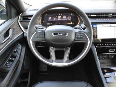 2026 Jeep Grand Cherokee 85th Anniversary Edition