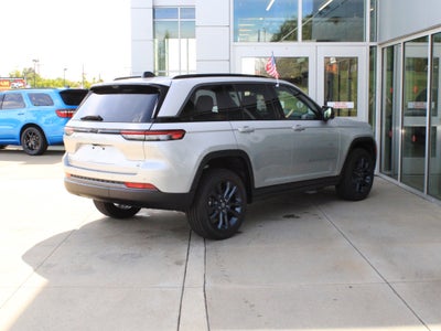 2026 Jeep Grand Cherokee 85th Anniversary Edition