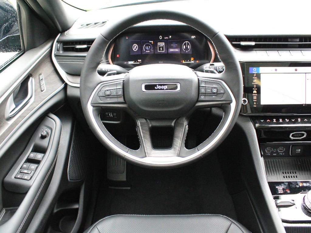 2026 Jeep Grand Cherokee Limited Reserve