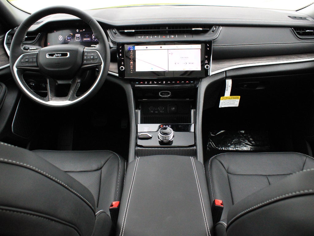 2026 Jeep Grand Cherokee Limited Reserve