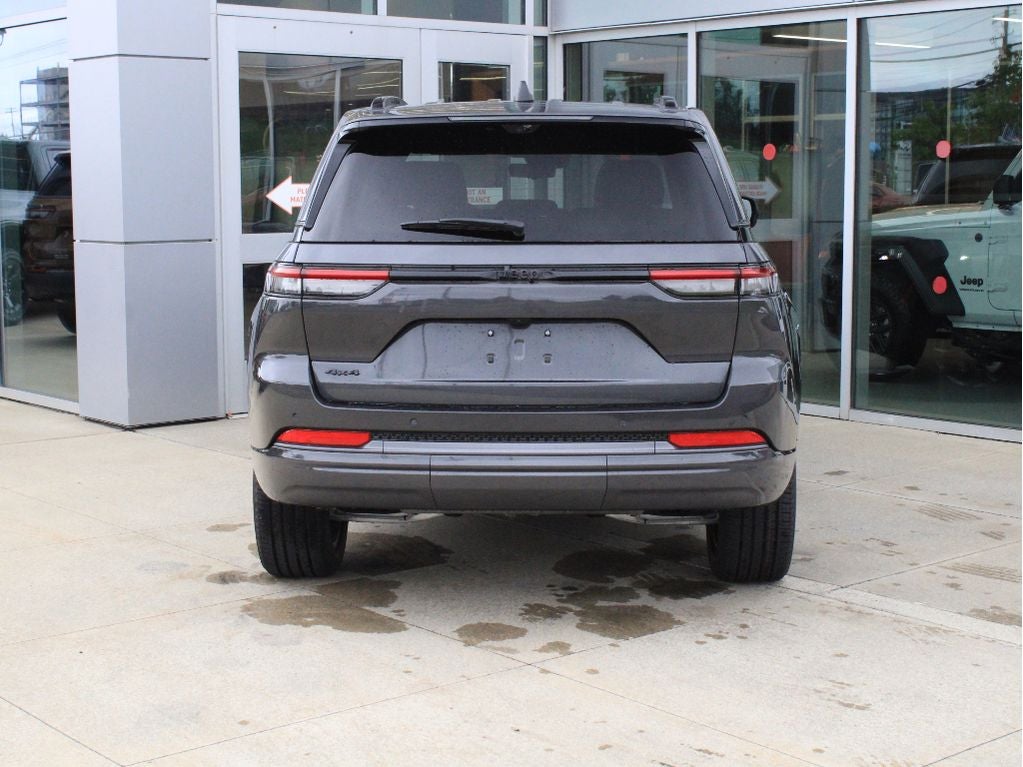 2026 Jeep Grand Cherokee Limited Reserve