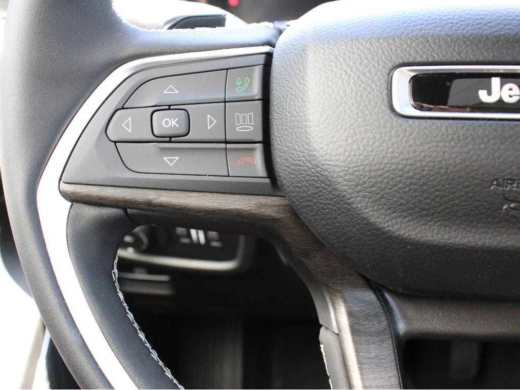 2026 Jeep Grand Cherokee Limited Reserve