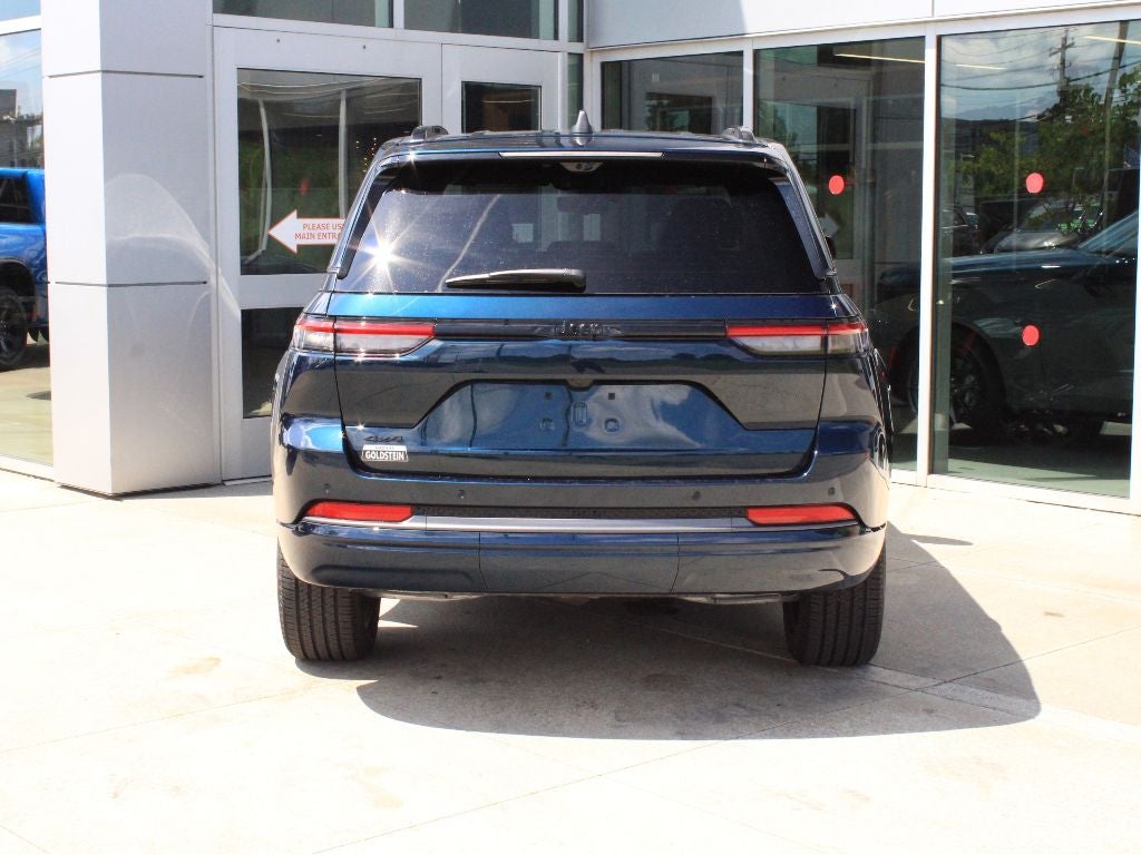 2026 Jeep Grand Cherokee Limited Reserve