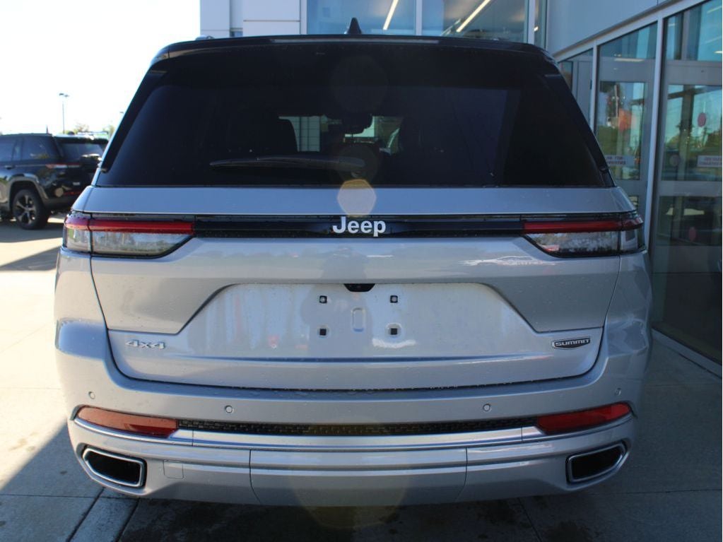 2025 Jeep Grand Cherokee Summit