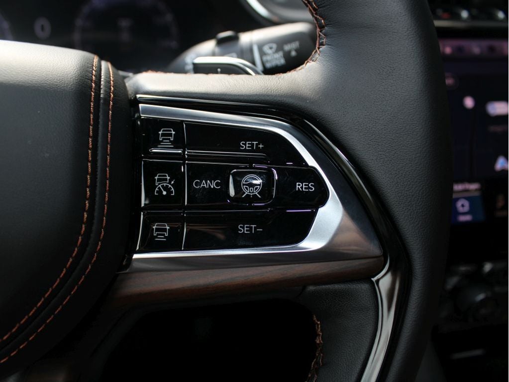 2025 Jeep Grand Cherokee Summit