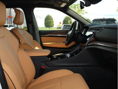 2025 Jeep Grand Cherokee Summit