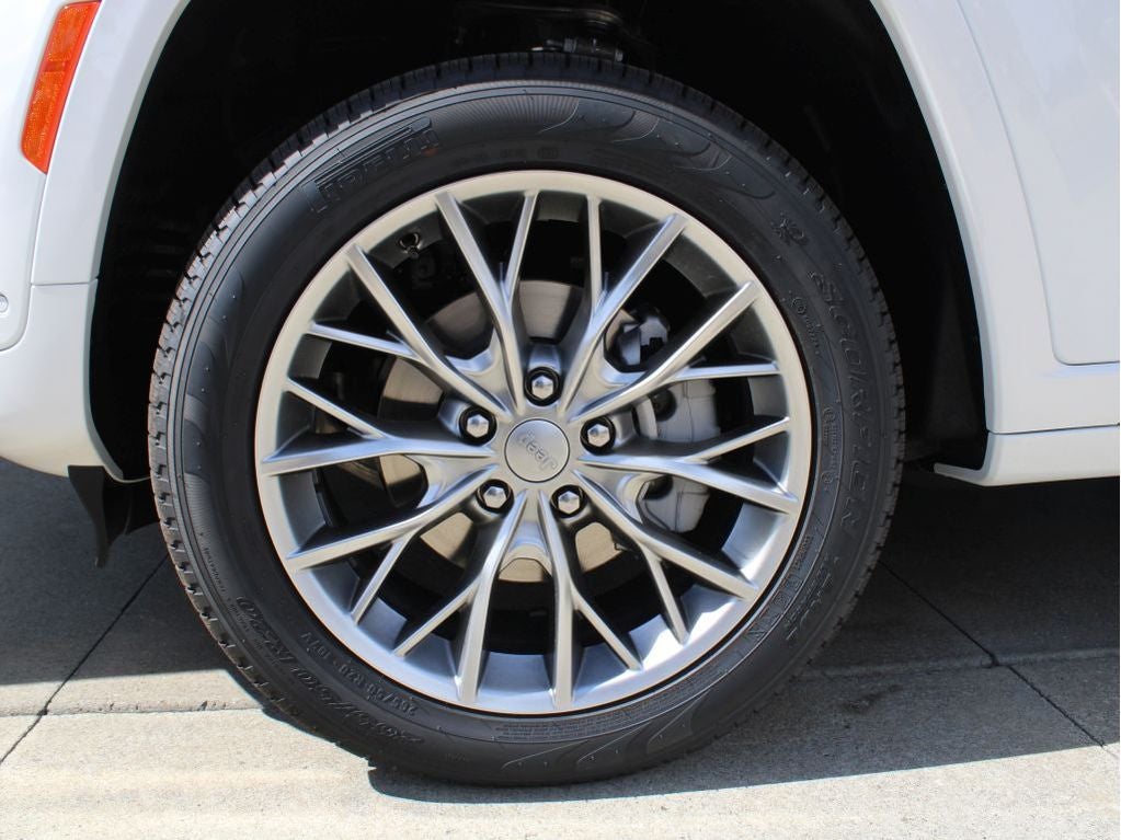 2025 Jeep Grand Cherokee Summit