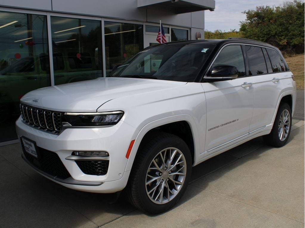 2025 Jeep Grand Cherokee Summit