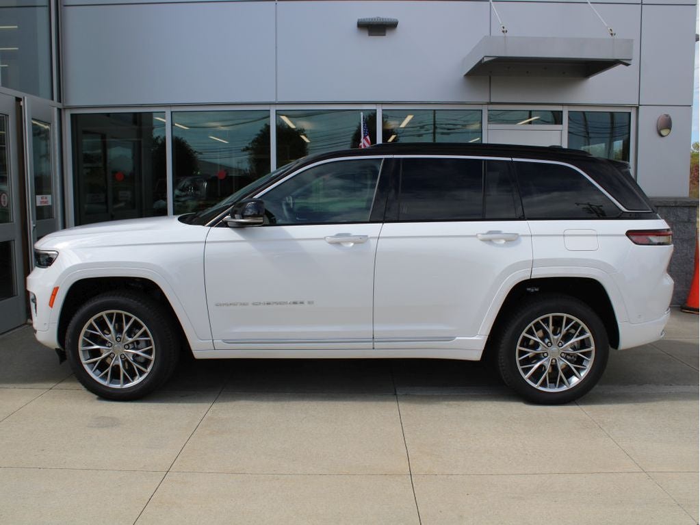2025 Jeep Grand Cherokee Summit