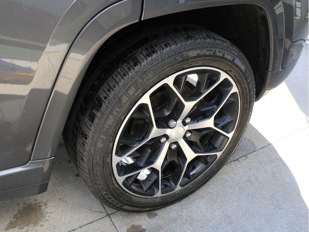 2023 Jeep Grand Cherokee Summit Reserve