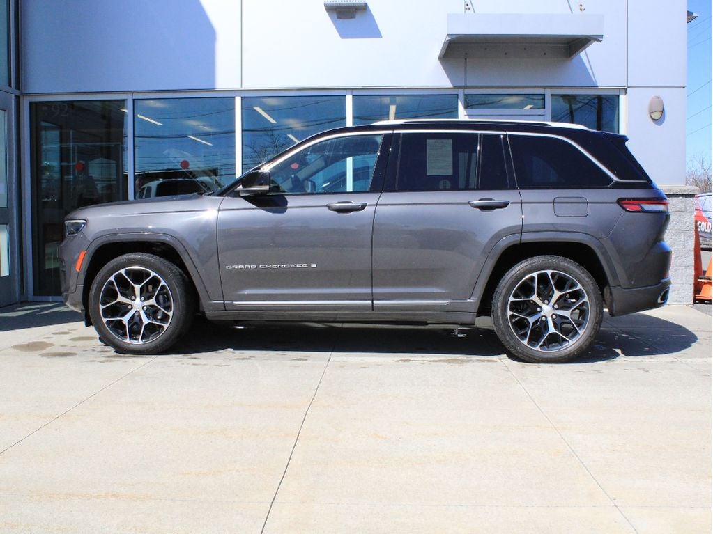 2023 Jeep Grand Cherokee Summit Reserve