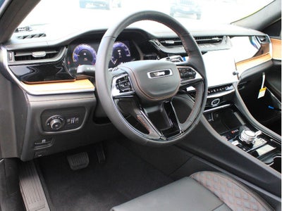 2026 Jeep Grand Cherokee Summit