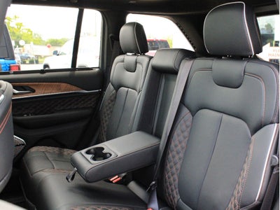 2026 Jeep Grand Cherokee Summit
