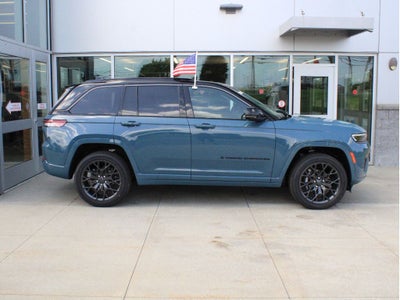 2026 Jeep Grand Cherokee Summit