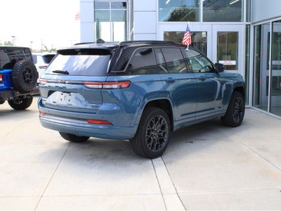 2026 Jeep Grand Cherokee Summit