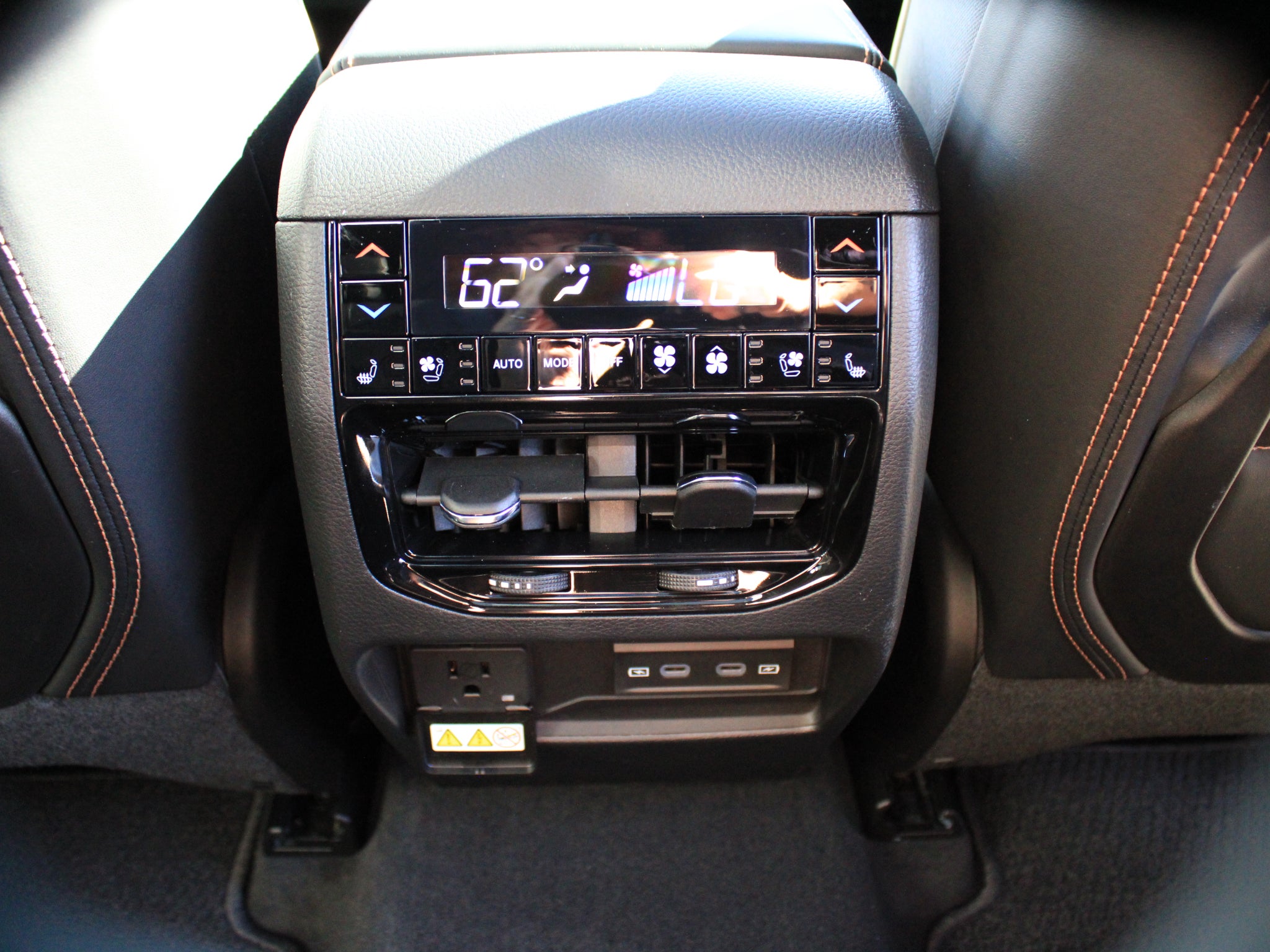 2027 Jeep Grand Cherokee Summit