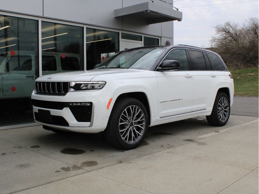 2026 Jeep Grand Cherokee Summit
