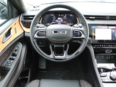 2026 Jeep Grand Cherokee Summit
