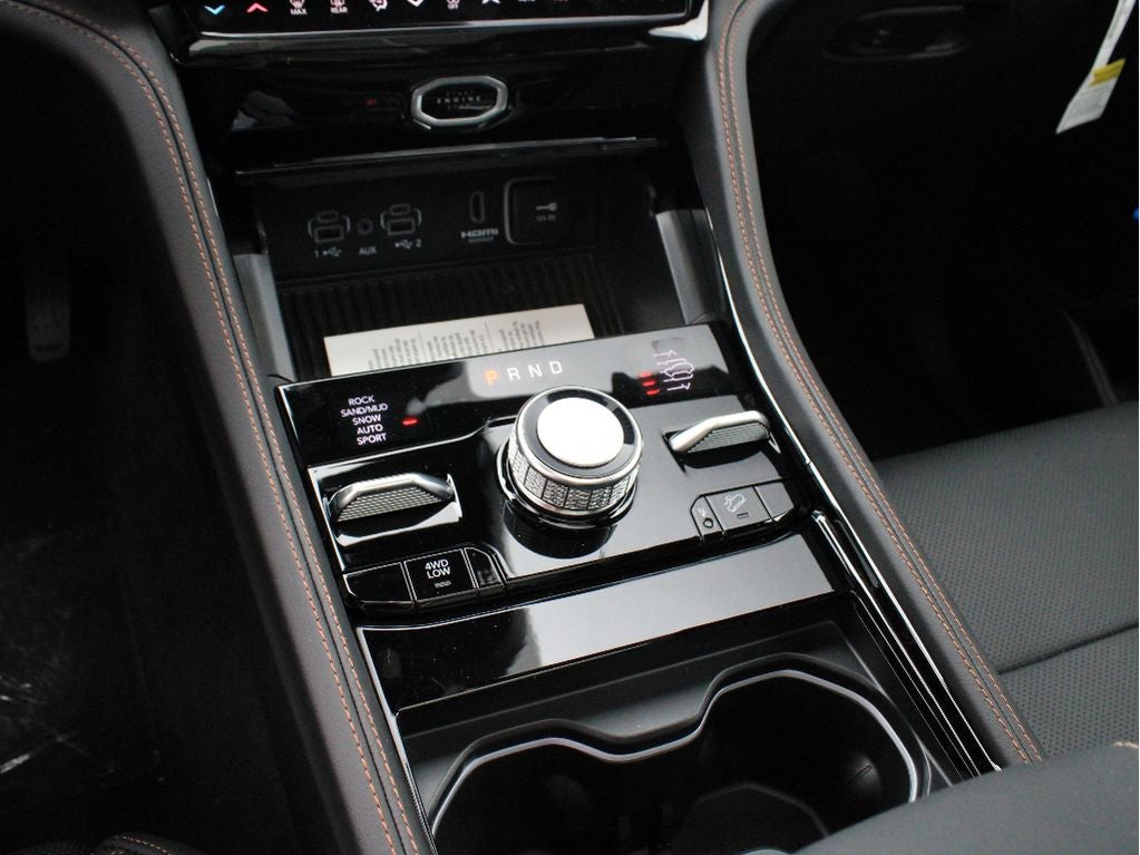 2026 Jeep Grand Cherokee Summit